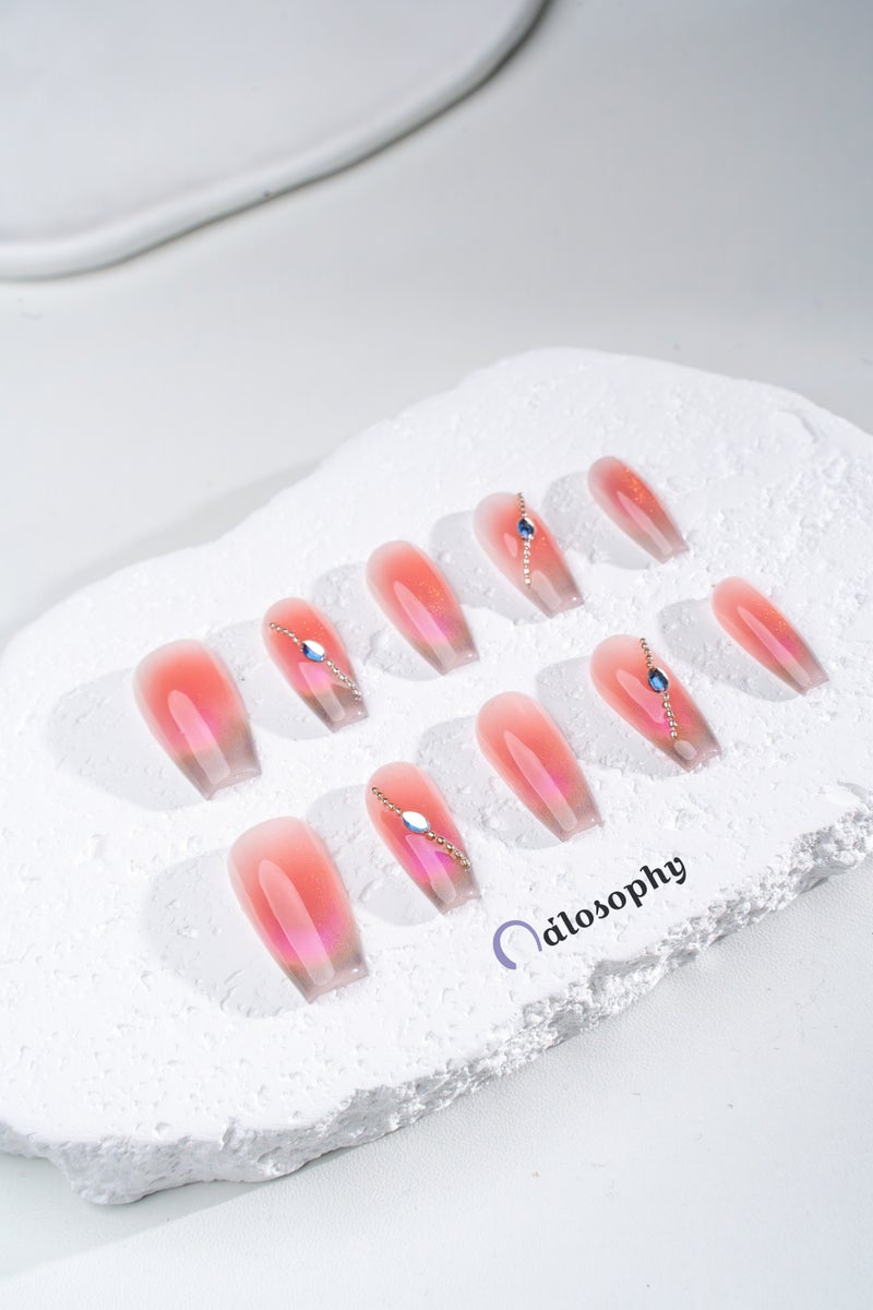 Nailosophy Handmade Gel Press-on Nails Twilight Pink & Purple Cat-Eye with Chain | Coffin Shape - Image 1